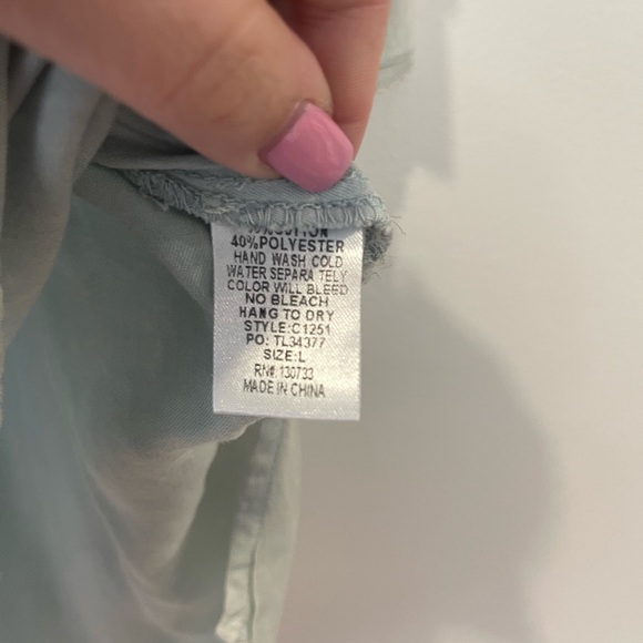 3/4 Sleeve Shirt - Picture 2 of 2